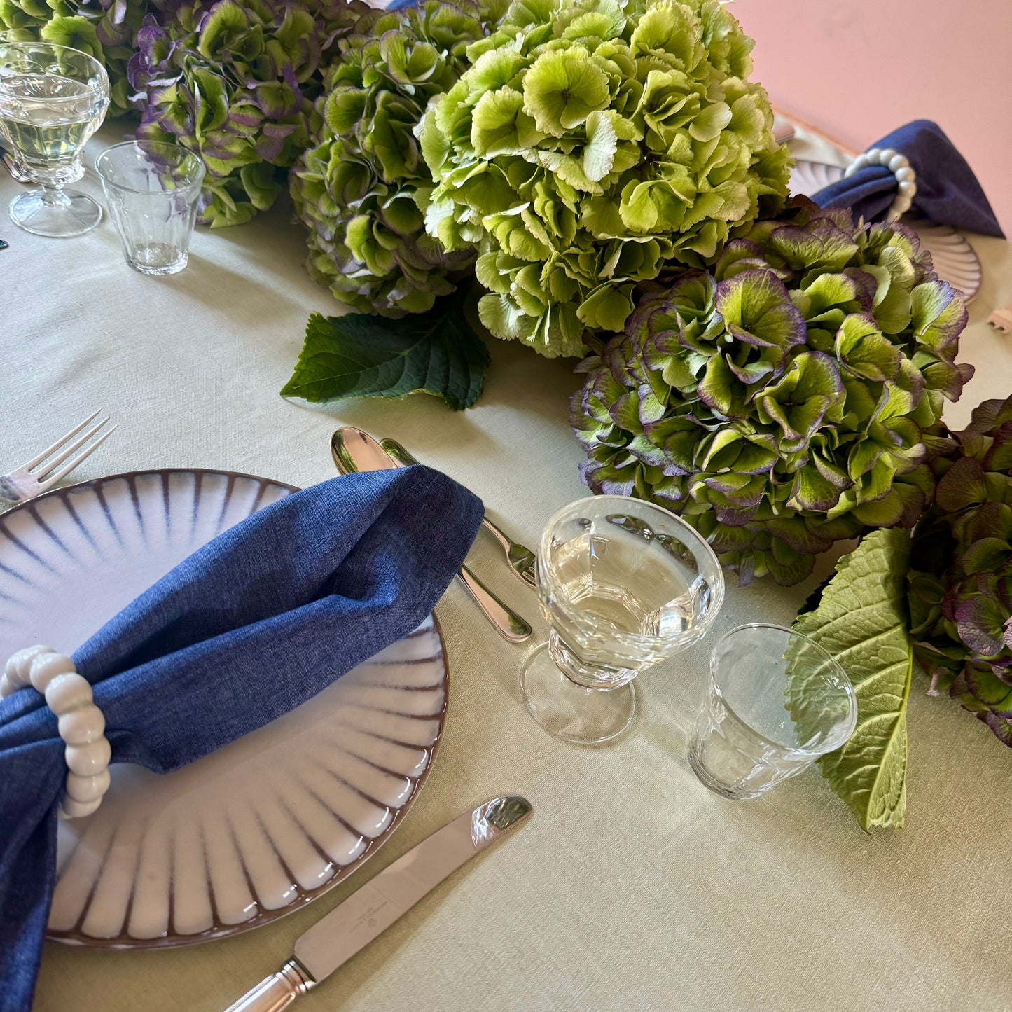Tafelkleed Eat your Greens, lichtgroen linnenmix